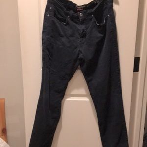 Levi's mens Athletic Fit Denizen 231 pants zip fly distressed size 34x34 black